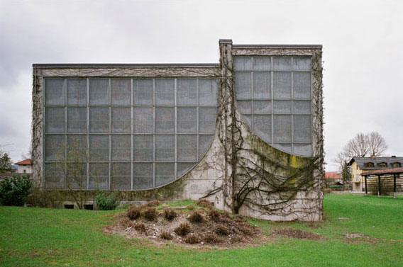 Kirche in Koseze, Ljubljana, Slowenien, 1969-1973. Architekt: Anton Bitenc.